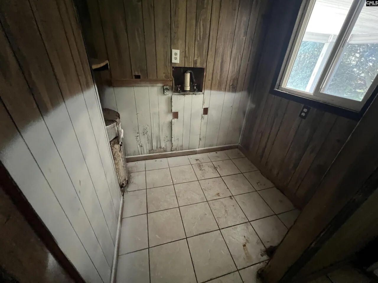 175 Benny Road Photo 18