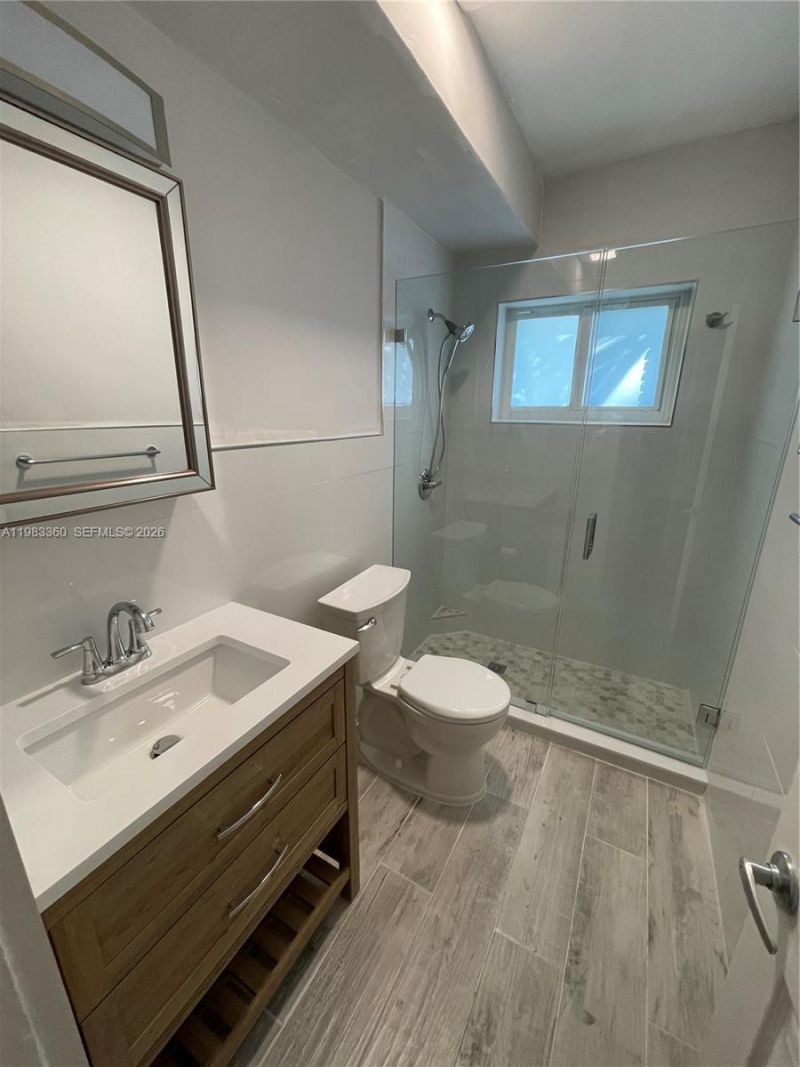 125 Edgewater Dr, Unit 1, Coral Gables, FL 33133 Photo