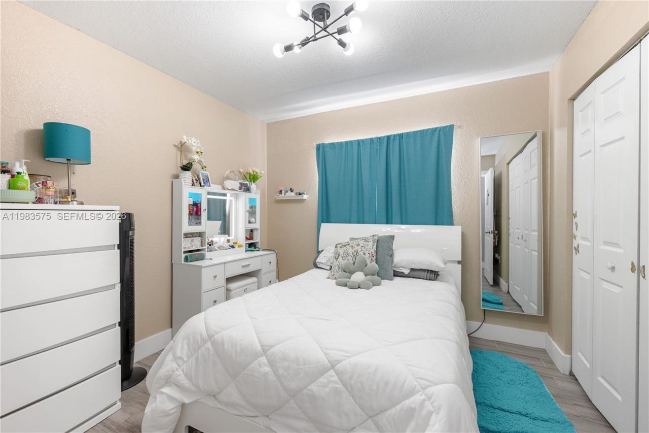 2419 NW 101st St , Miami, FL 33147 Photo