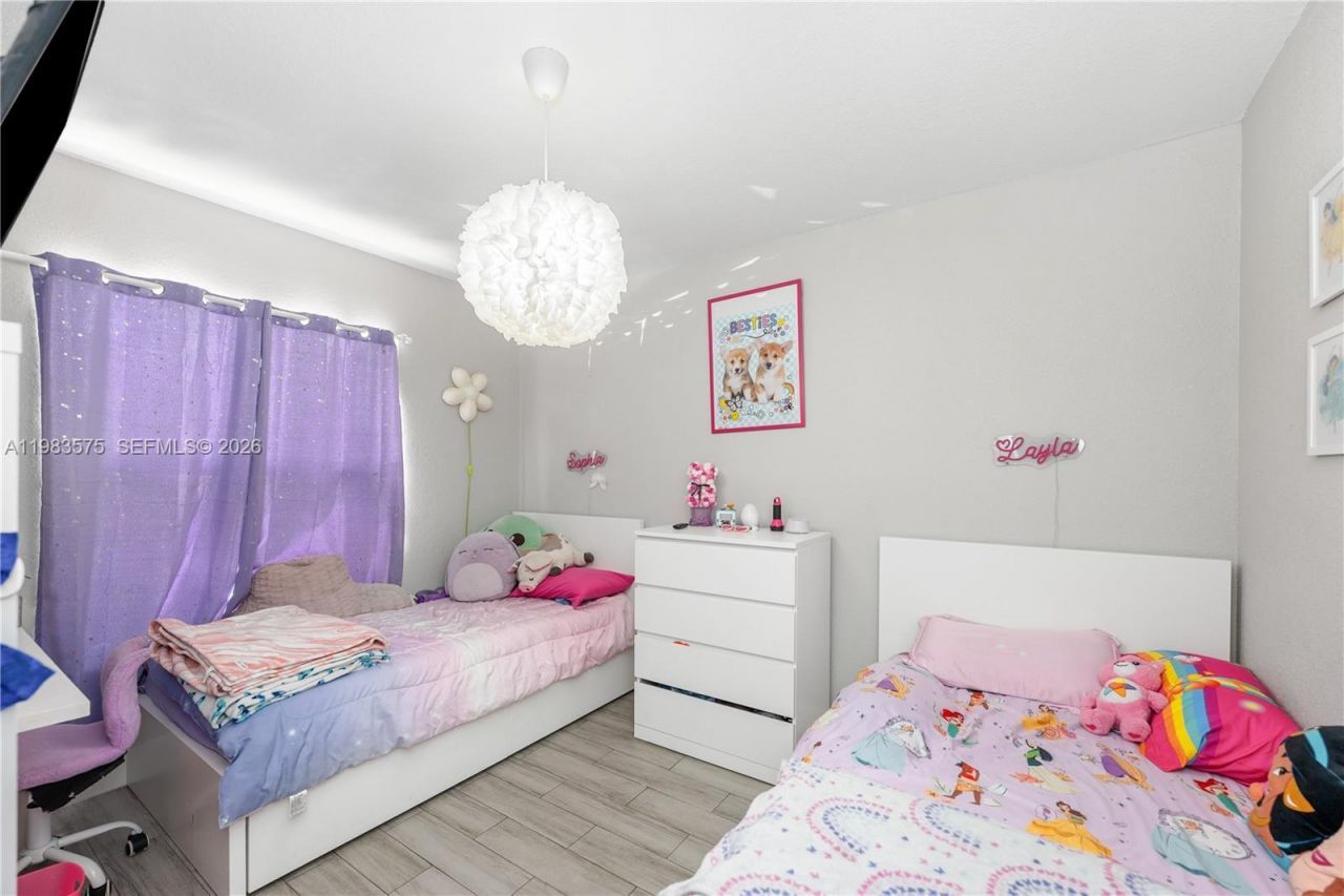 2419 NW 101st St , Miami, FL 33147 Photo