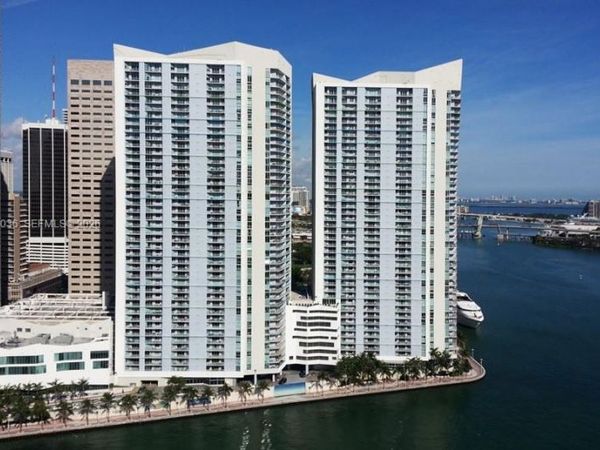Unit 3718, Miami, FL 33131