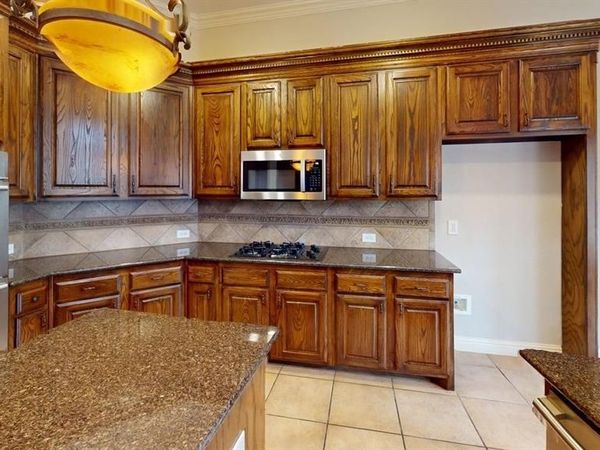 429 Whisperfield Drive, Murphy, TX 75094