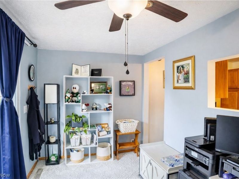 814 W 4th Street, Williamstown, WV 26187 Photo 22