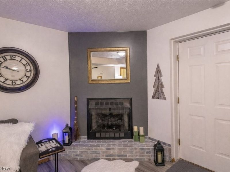 814 W 4th Street, Williamstown, WV 26187 Photo 9