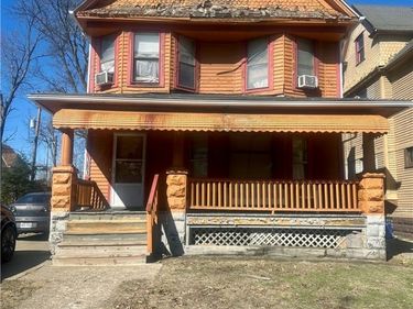 10601 Everton Avenue, Cleveland, OH 44108