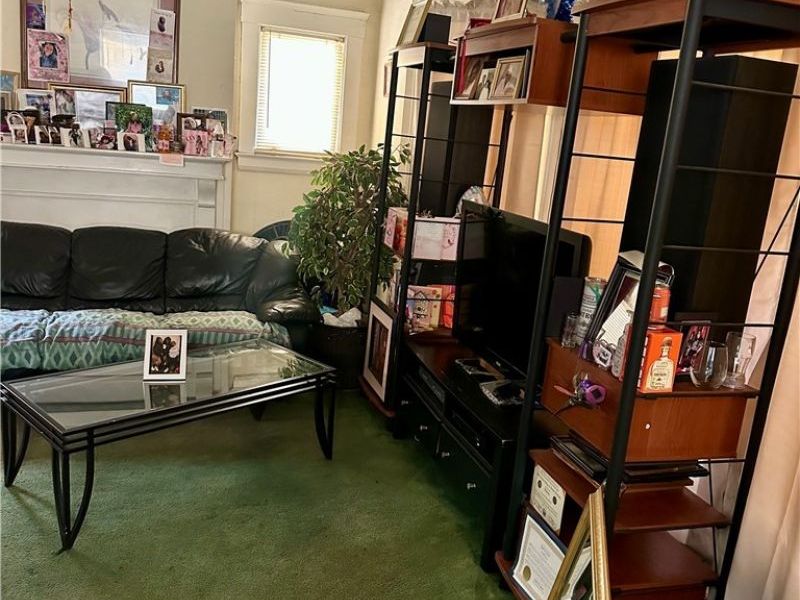 10601 Everton Avenue, Cleveland, OH 44108 Photo 3