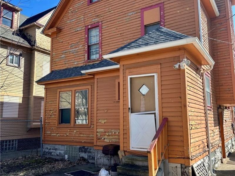 10601 Everton Avenue, Cleveland, OH 44108 Photo 5