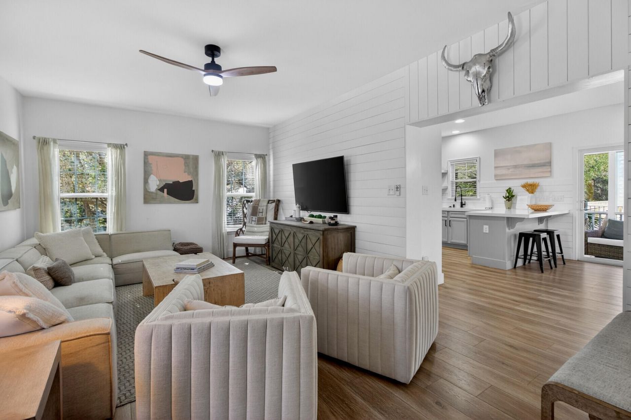 214 W Ashley Avenue Photo 13