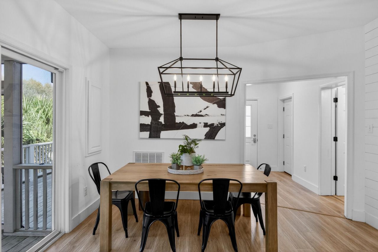 214 W Ashley Avenue Photo 17