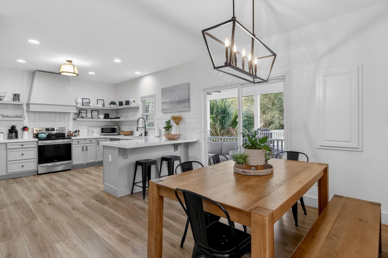 214 W Ashley Avenue Photo 18