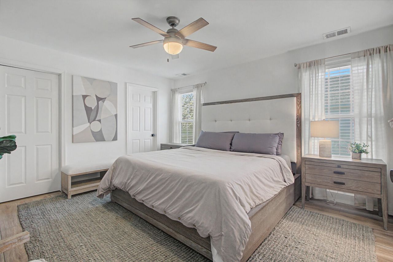 214 W Ashley Avenue Photo 29