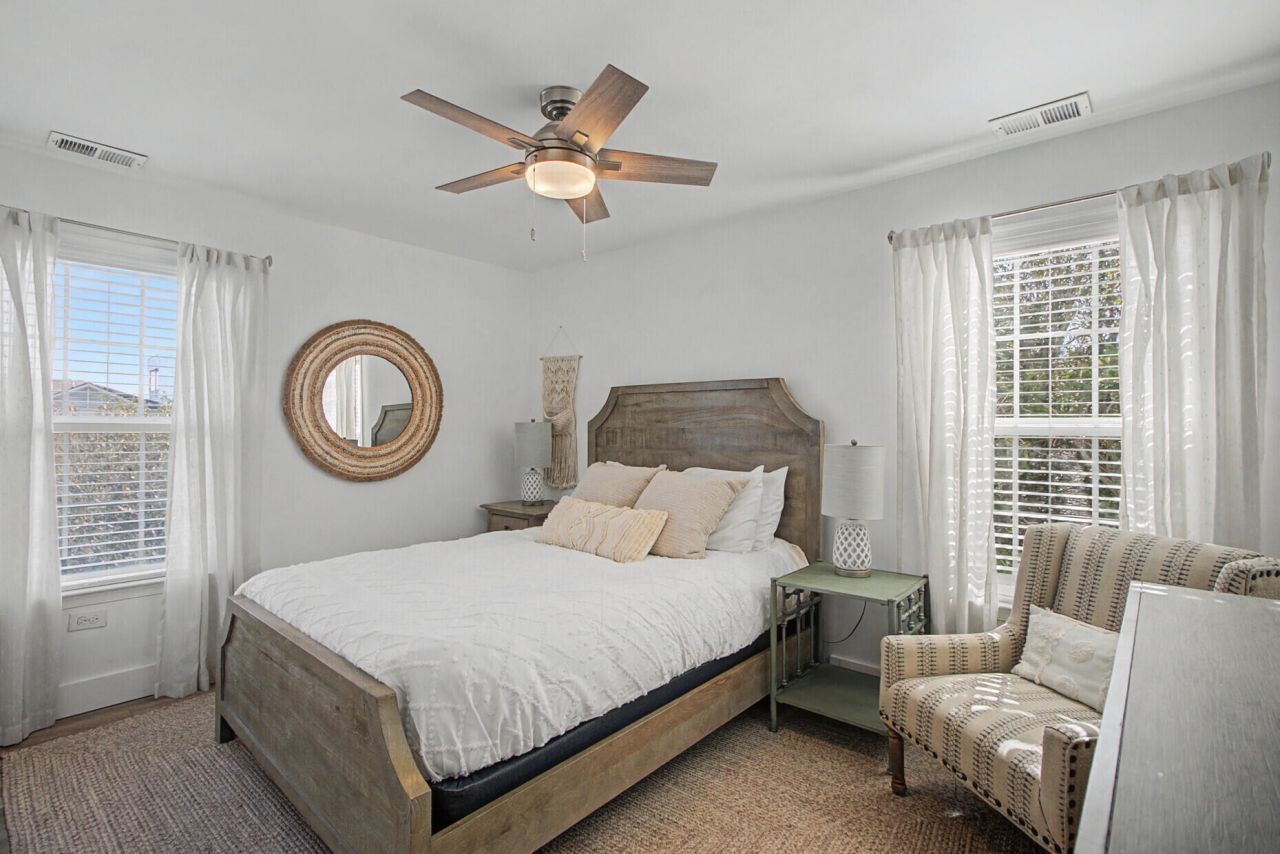 214 W Ashley Avenue Photo 34