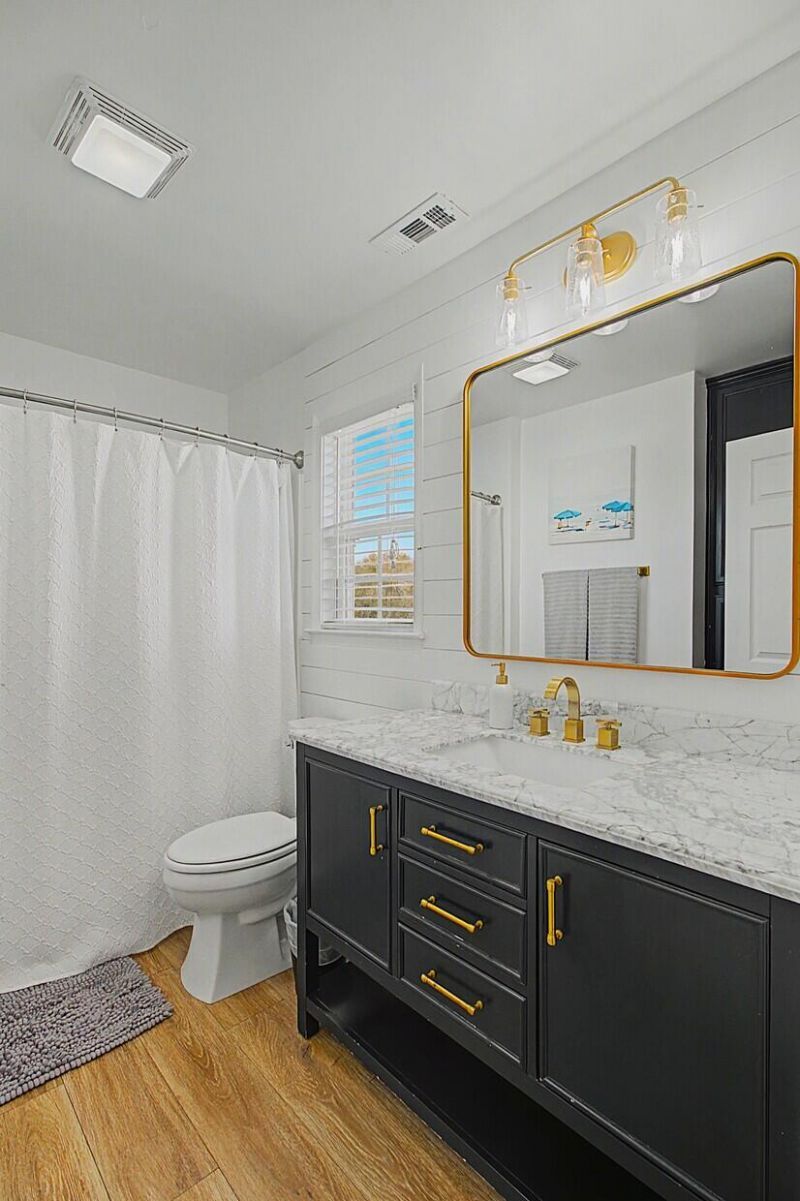 214 W Ashley Avenue Photo 37