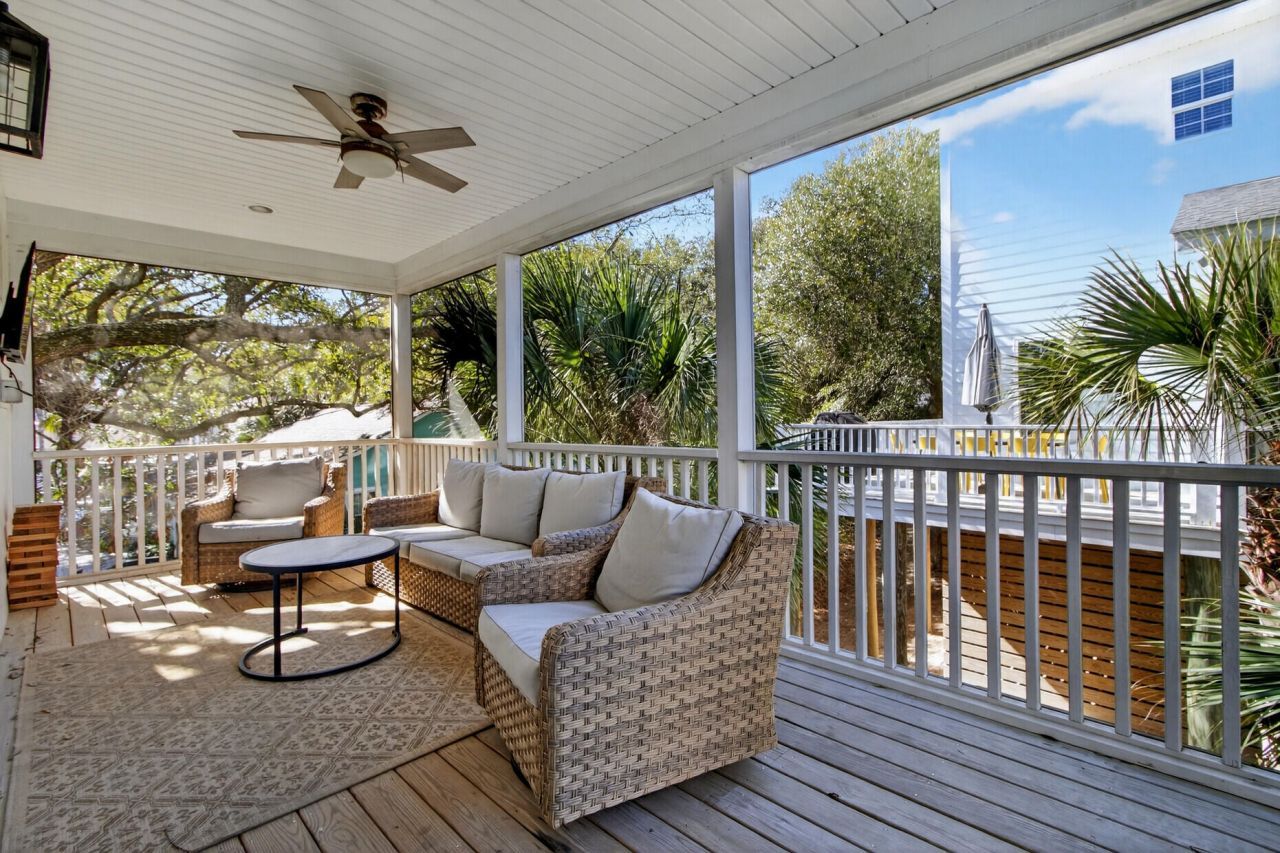 214 W Ashley Avenue Photo 41