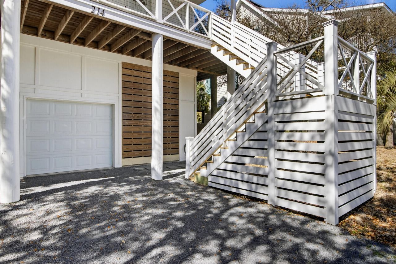 214 W Ashley Avenue Photo 8