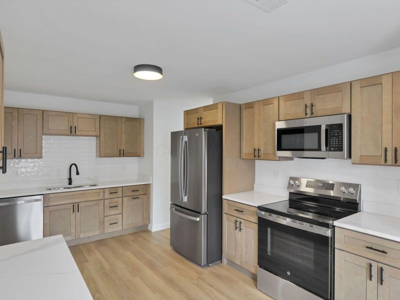 3463 Paxton Drive, Hilliard, OH 43026 Photo 4