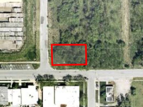 15353 S Wallace Avenue, South Holland, IL 60473