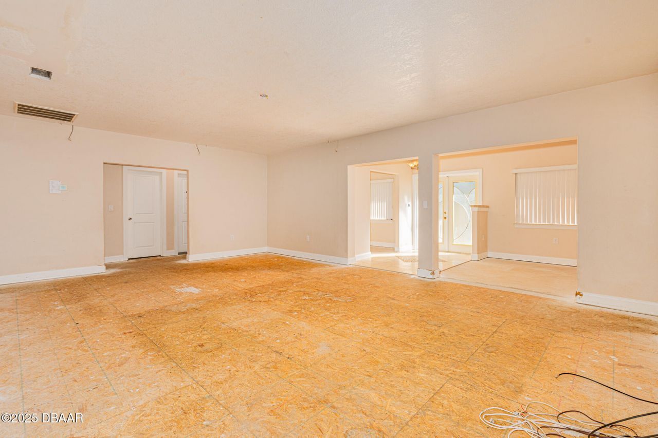 2172 N Spring Garden Avenue, Deland, FL 32720 Photo