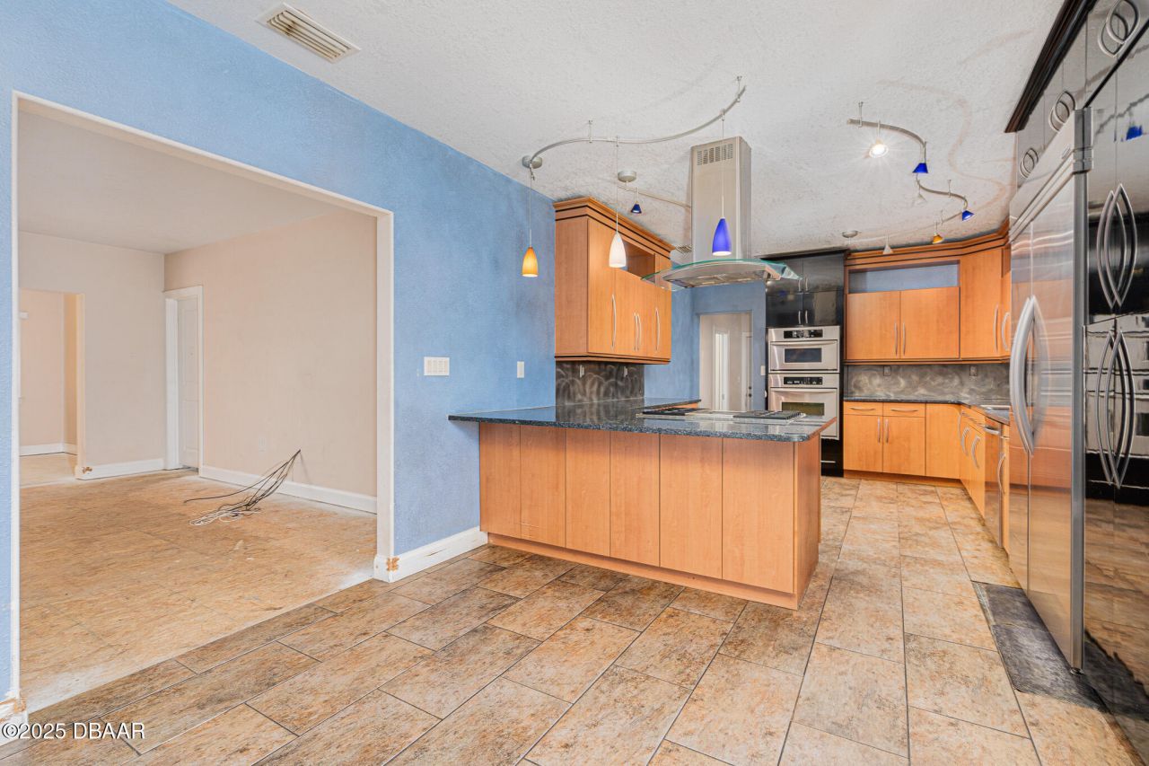 2172 N Spring Garden Avenue, Deland, FL 32720 Photo