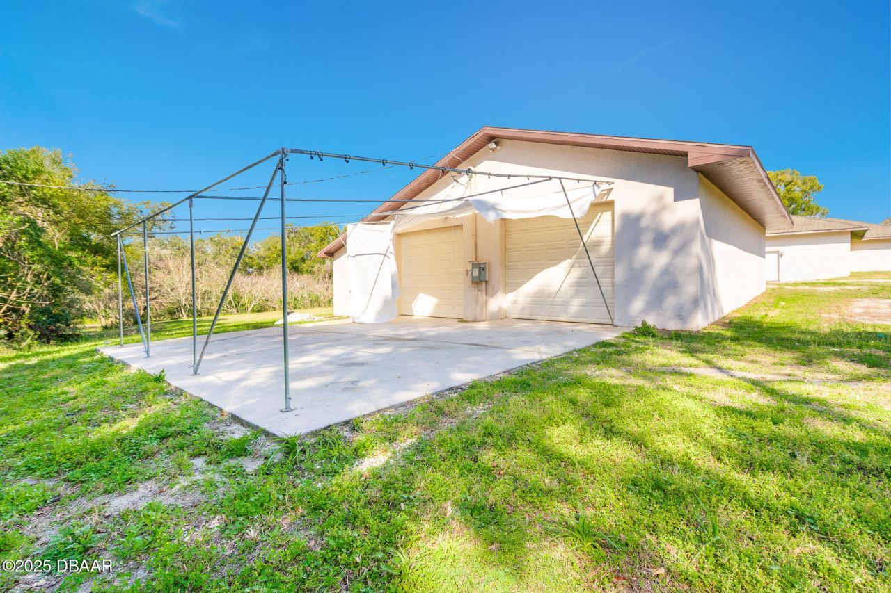 2172 N Spring Garden Avenue, Deland, FL 32720 Photo