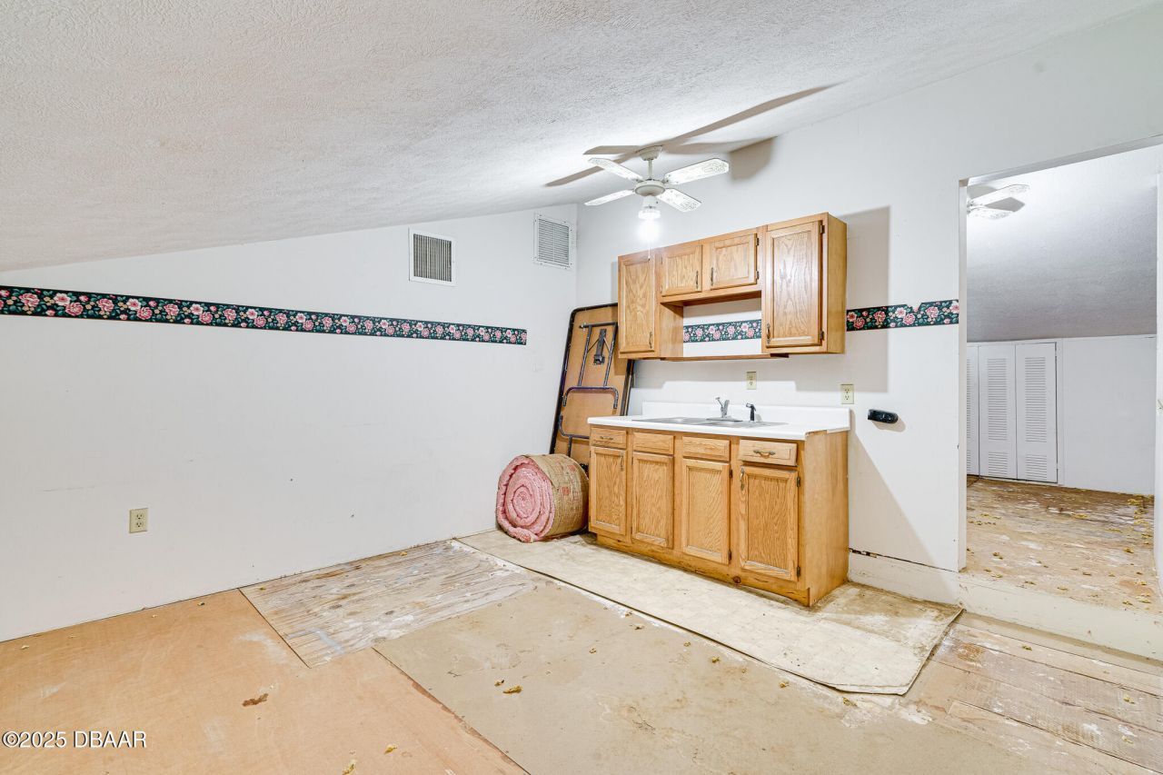 2172 N Spring Garden Avenue, Deland, FL 32720 Photo