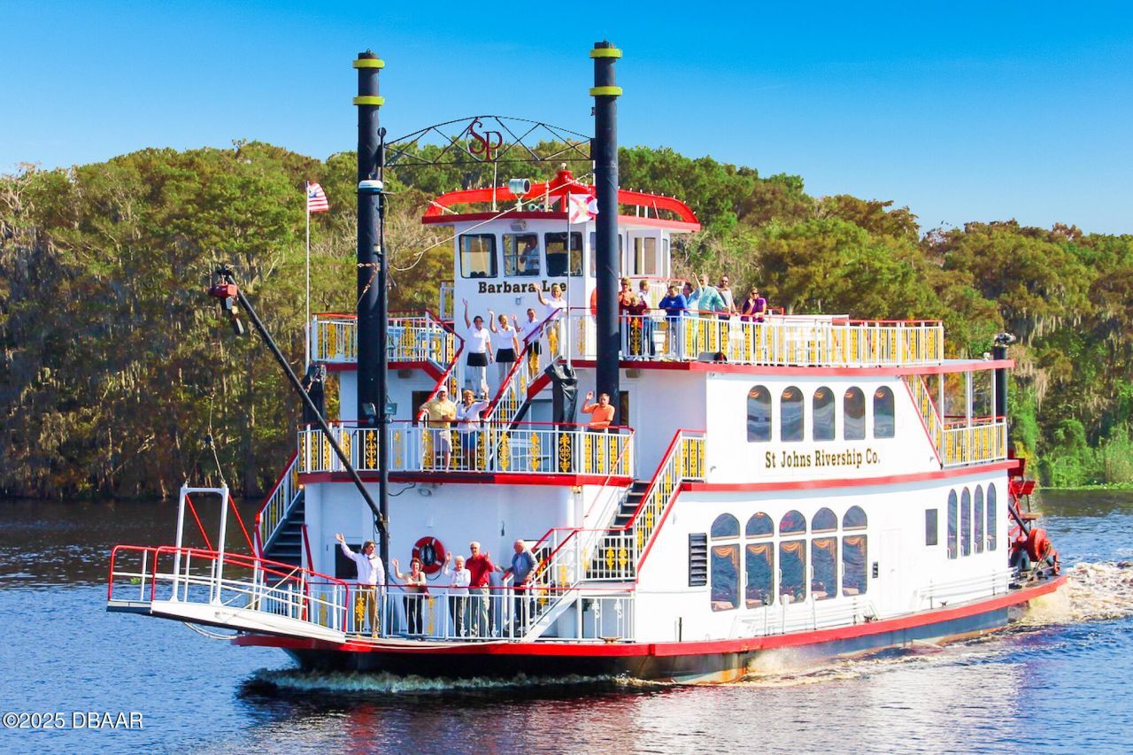 2172 N Spring Garden Avenue, Deland, FL 32720 Photo