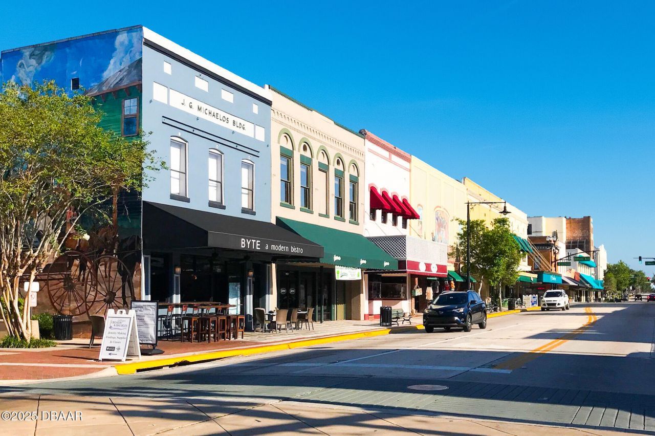 2172 N Spring Garden Avenue, Deland, FL 32720 Photo