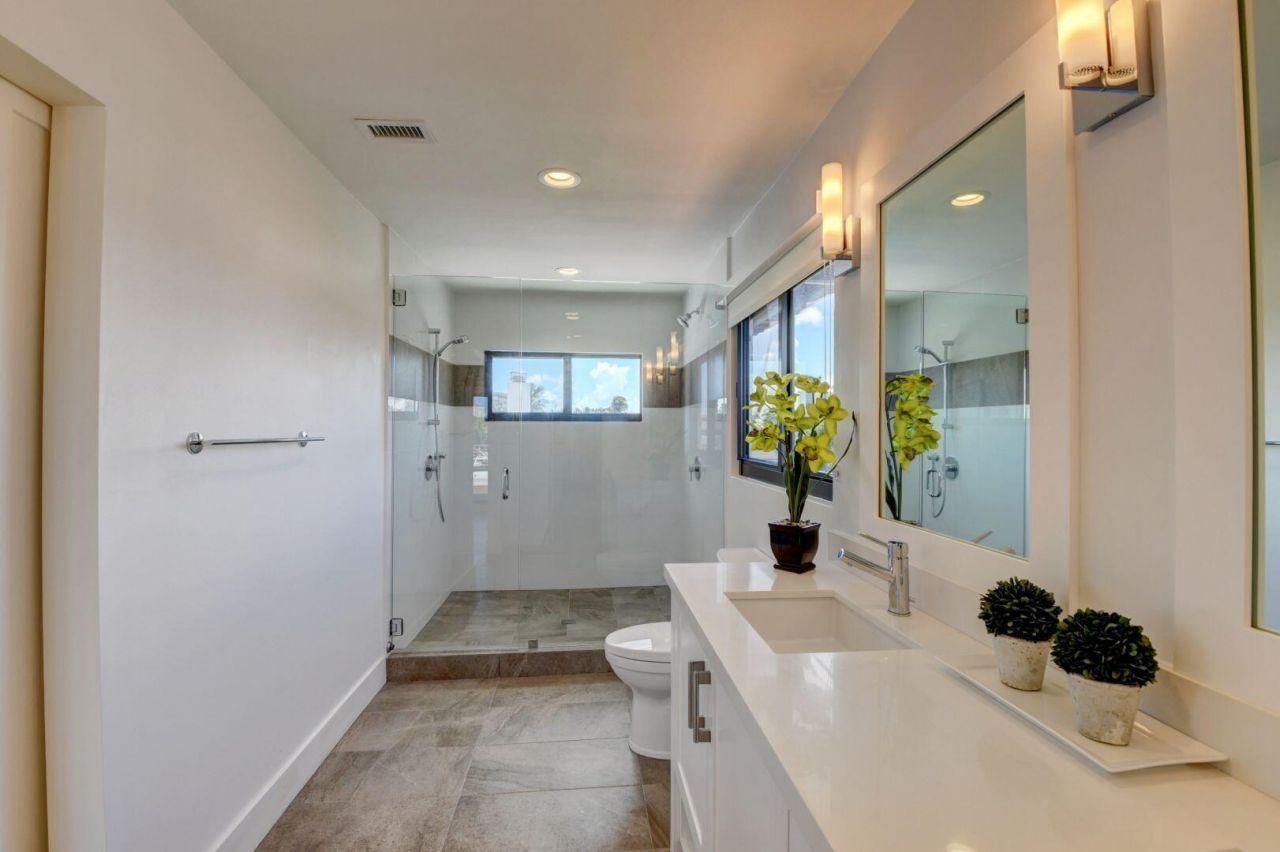 1121 Bel Air Drive, Unit 4, Highland Beach, FL 33487 Photo