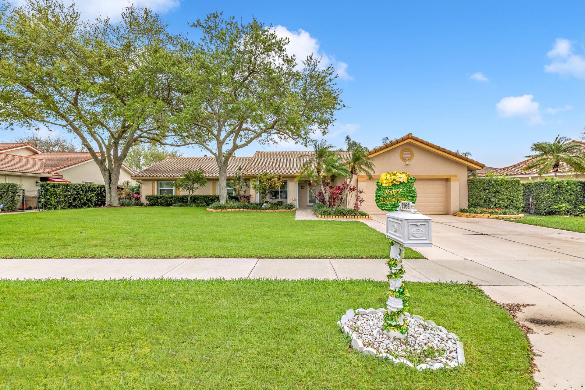 1966 SW 105th Avenue, Davie, FL 33324 Photo