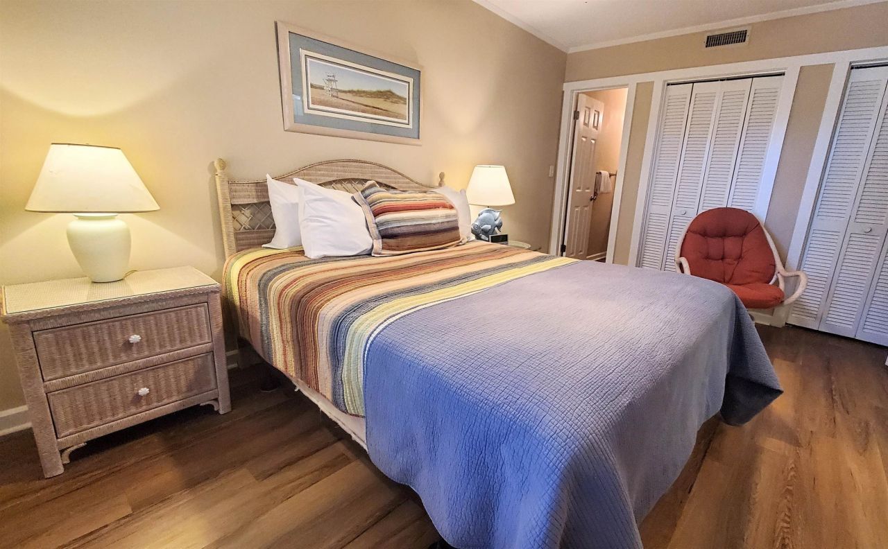 491 Ocean Creek Dr.  Photo 10