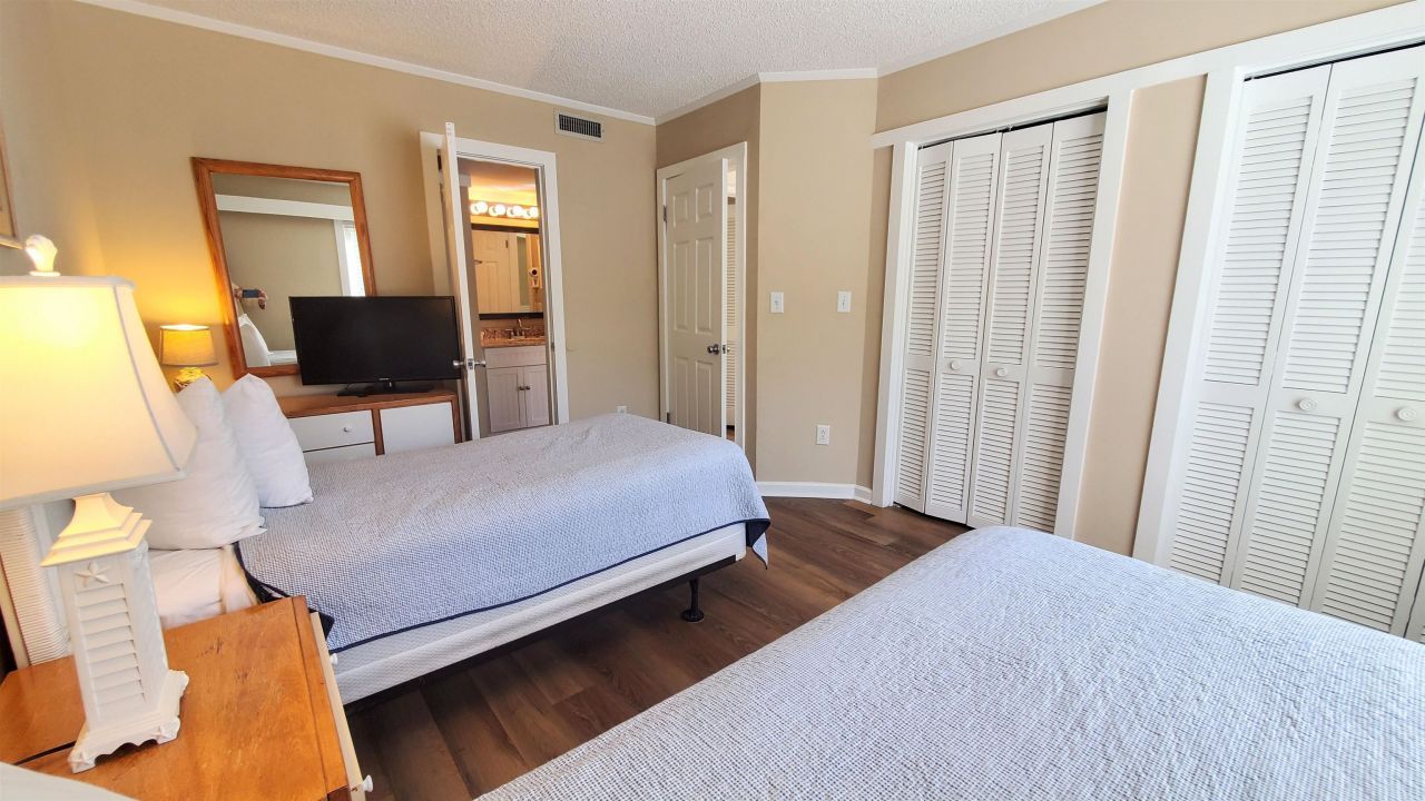 491 Ocean Creek Dr.  Photo 19