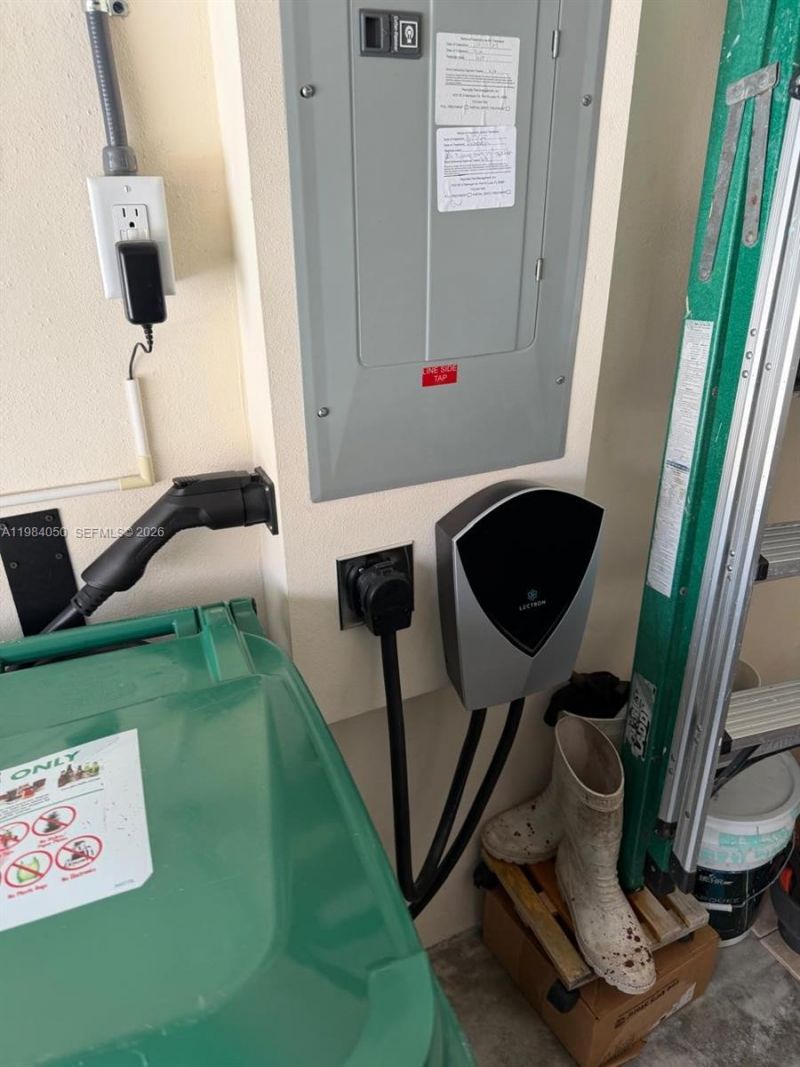 5861 NW Cullom Cir , Port Saint Lucie, FL 34986 Photo