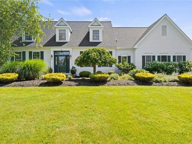 2 Esker Rise , Victor, NY 14564