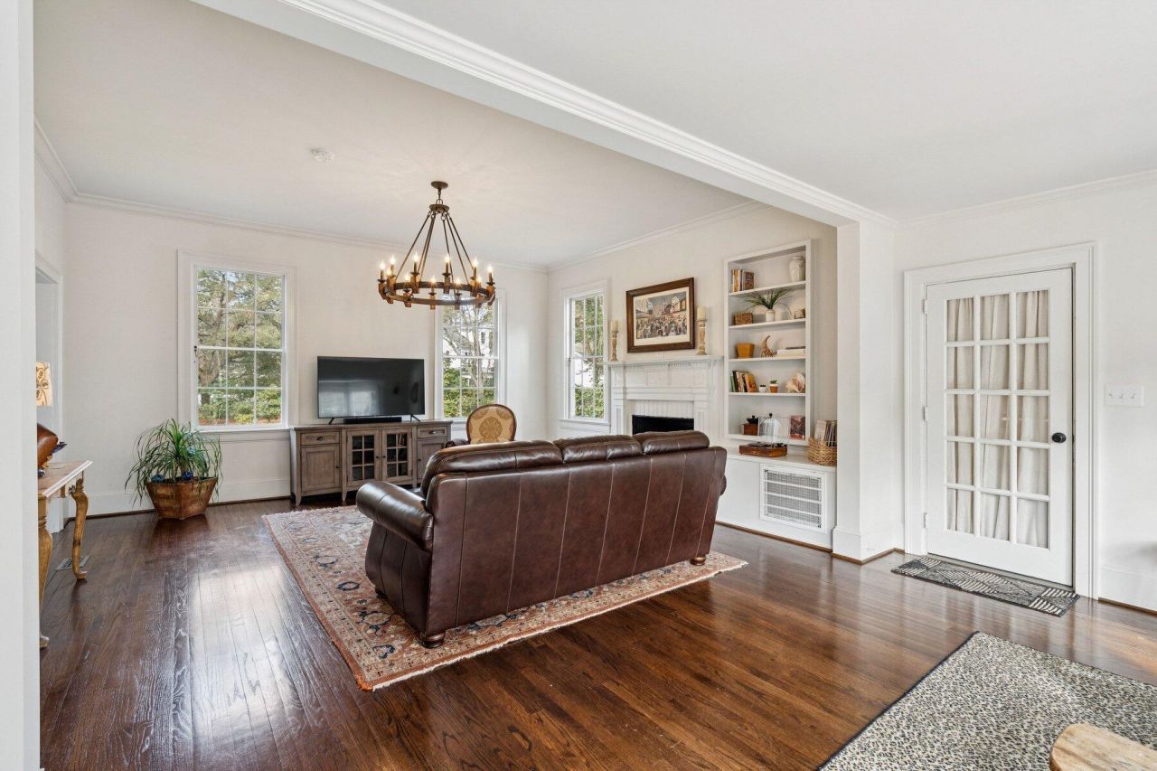 111 E Carolina Avenue Photo 32