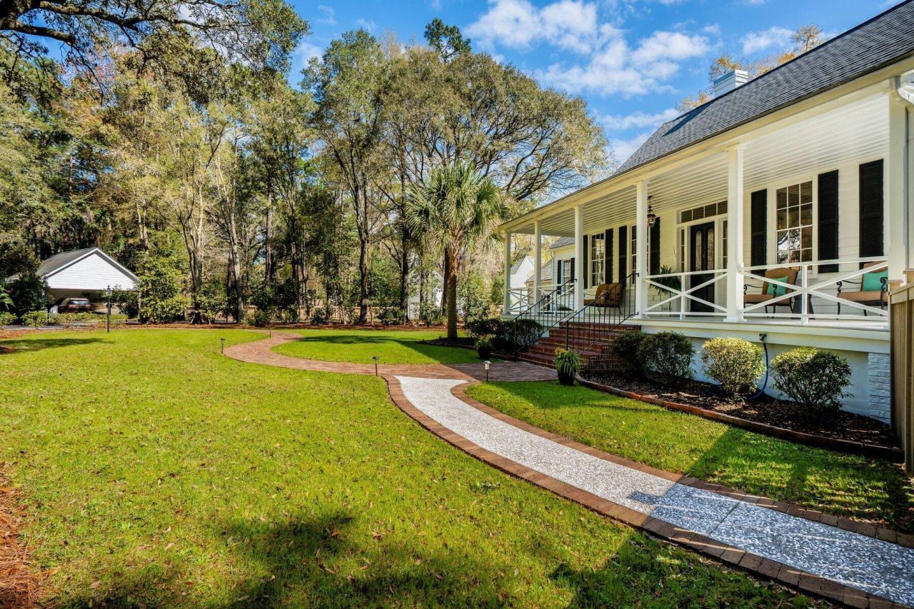 111 E Carolina Avenue Photo 5