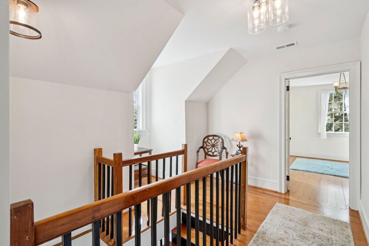 111 E Carolina Avenue Photo 52