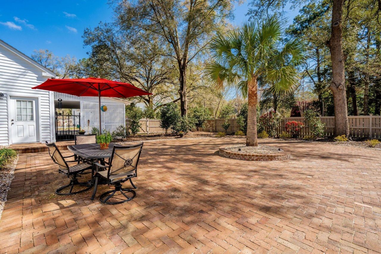 111 E Carolina Avenue Photo 70