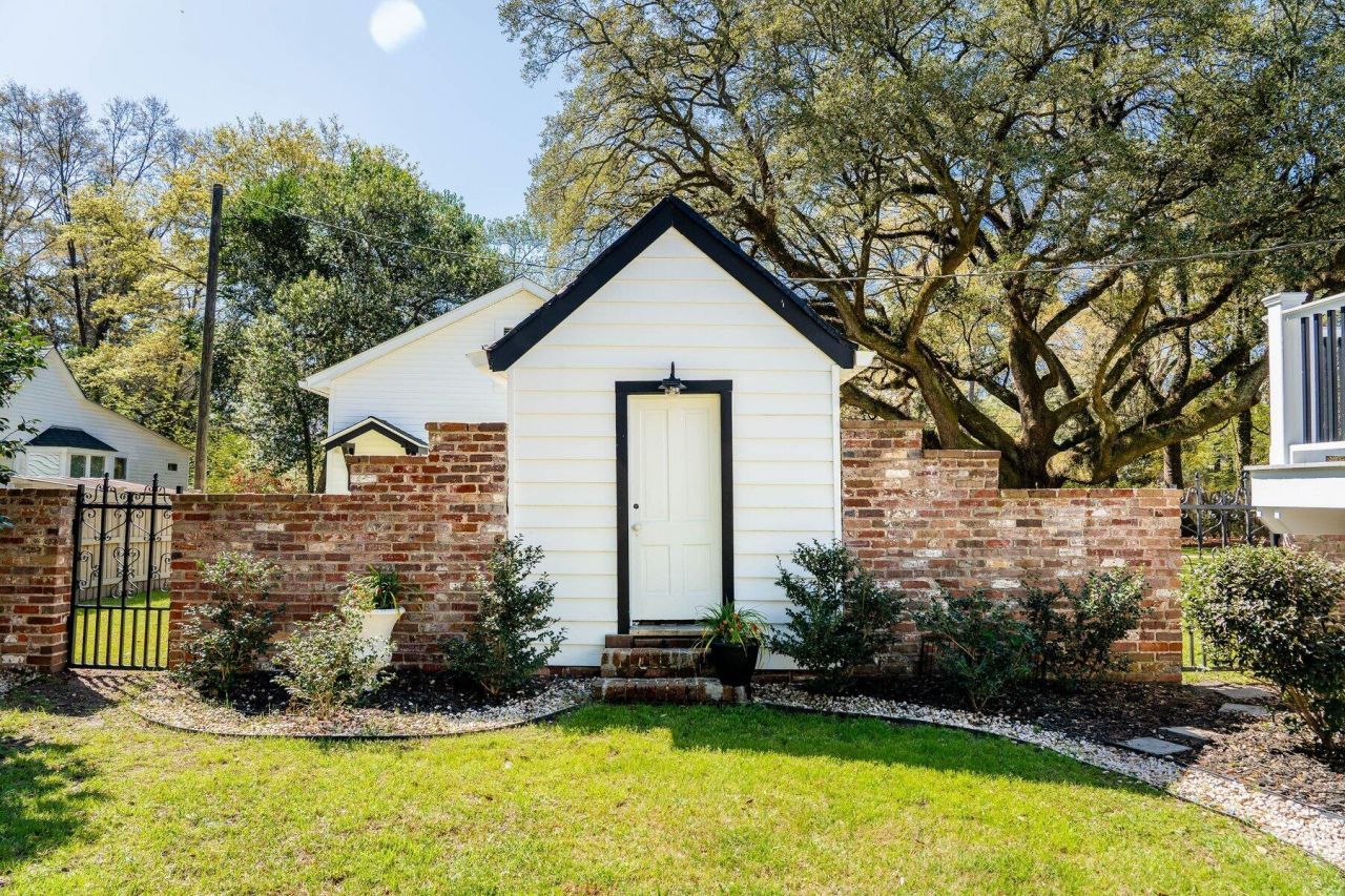 111 E Carolina Avenue Photo 74