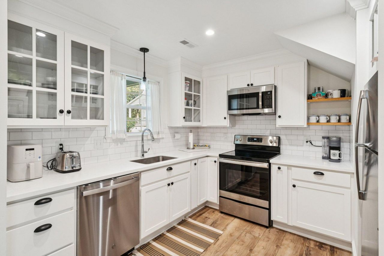 111 E Carolina Avenue Photo 83