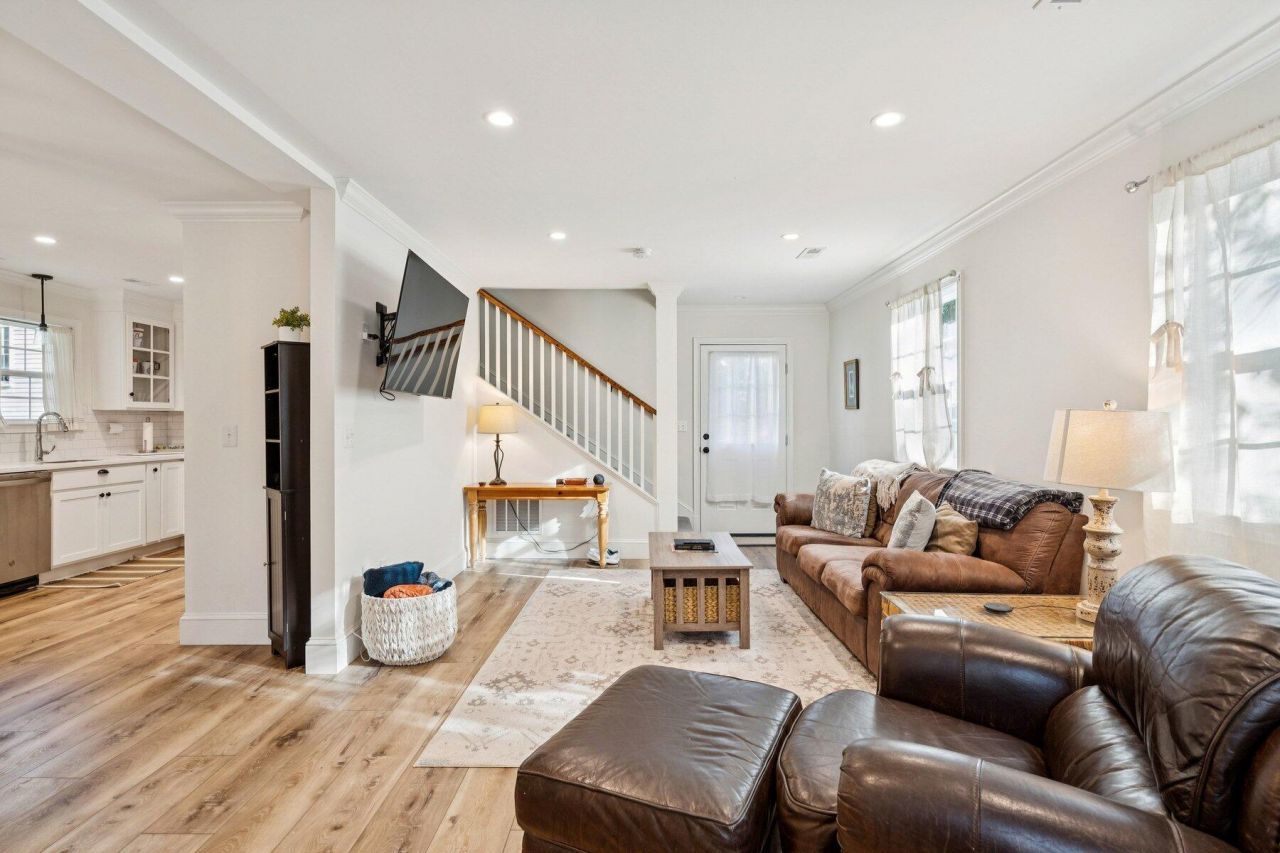 111 E Carolina Avenue Photo 92