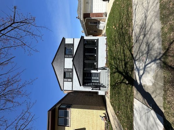 3024 W Fargo Avenue, Chicago, IL 60645