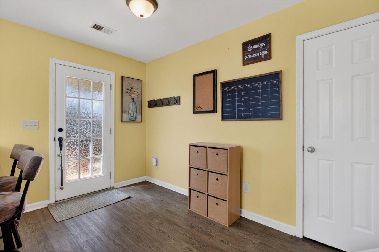 3406 Poplar Grove Place Photo 10