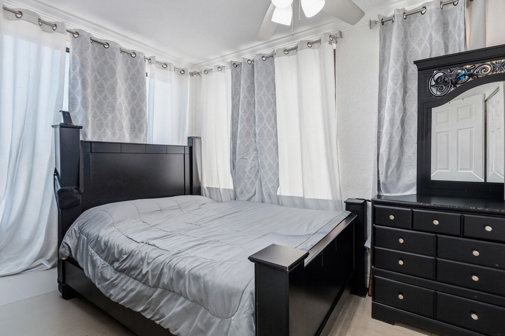 4970 E Palm Court, Hialeah, FL 33013 Photo