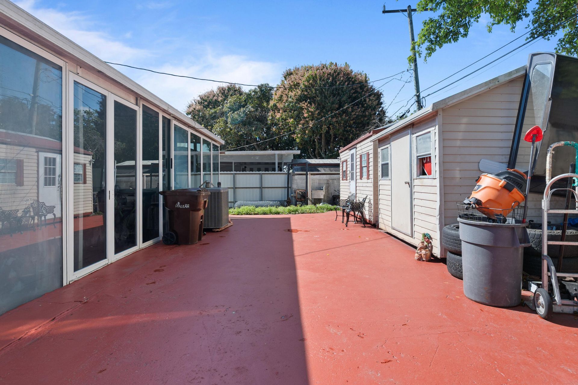 4970 E Palm Court, Hialeah, FL 33013 Photo