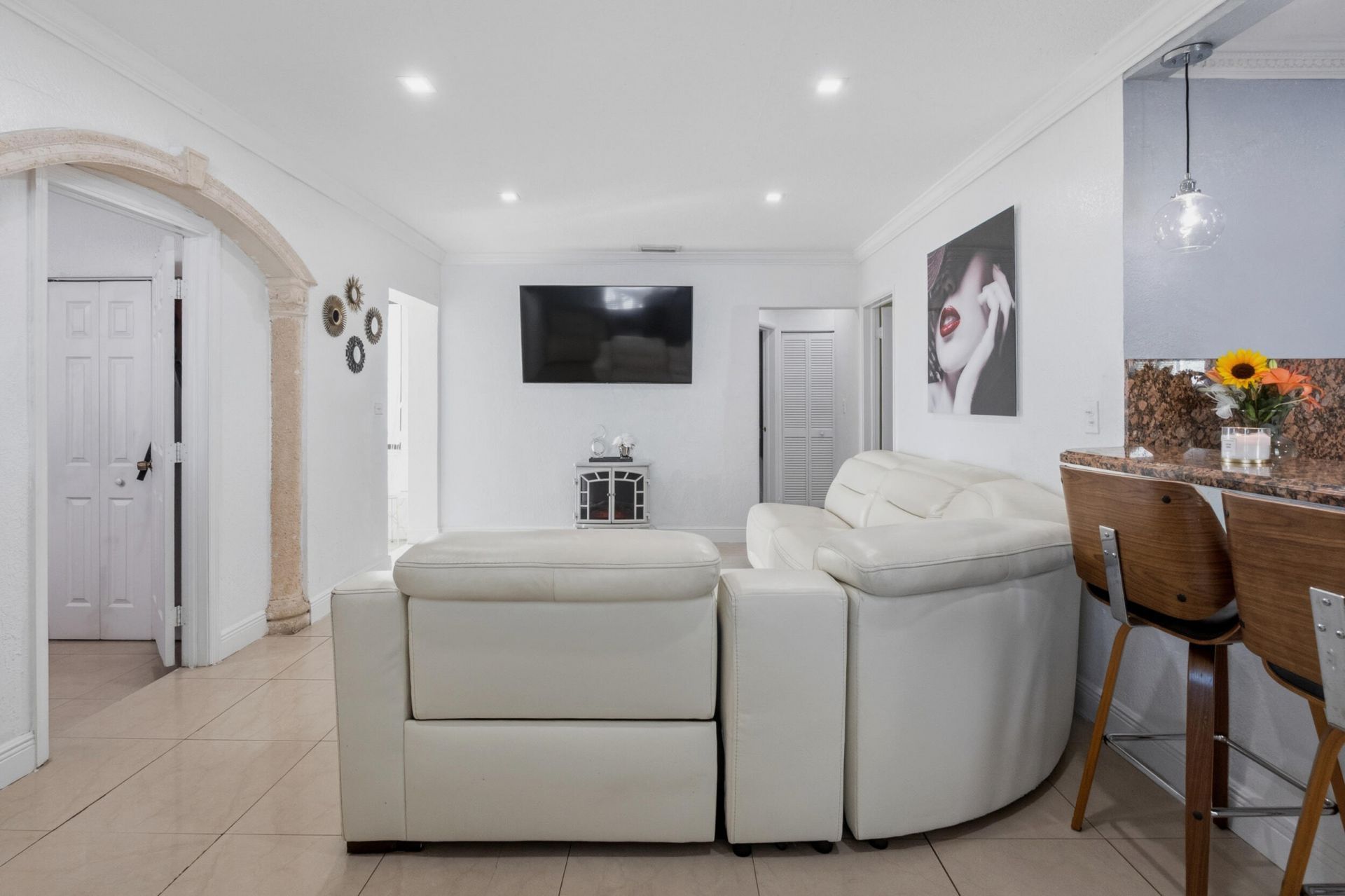 4970 E Palm Court, Hialeah, FL 33013 Photo