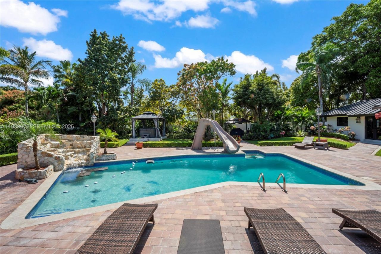 10320 SW 139th St, Miami, FL 33176 Photo