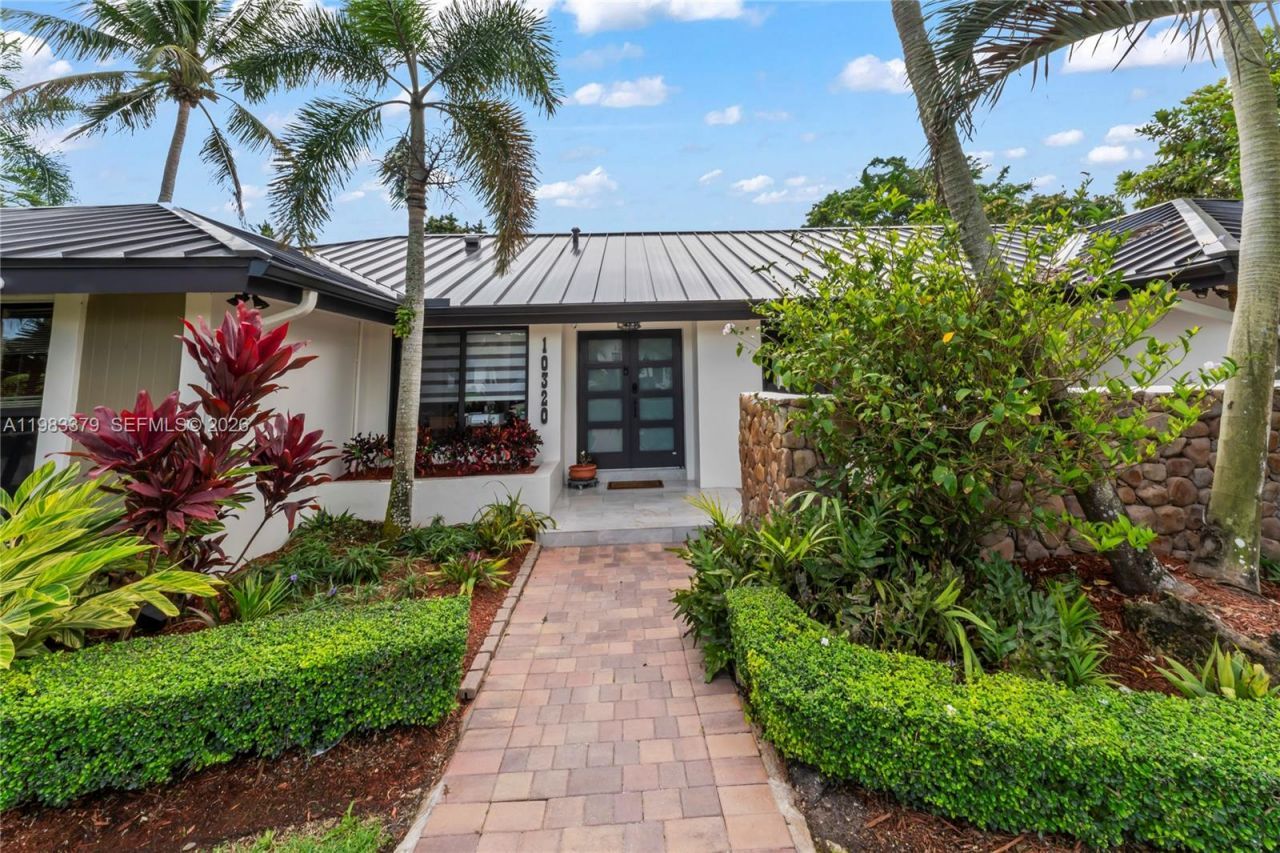 10320 SW 139th St, Miami, FL 33176 Photo