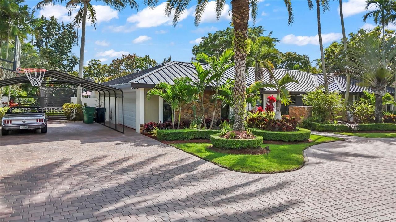 10320 SW 139th St, Miami, FL 33176 Photo