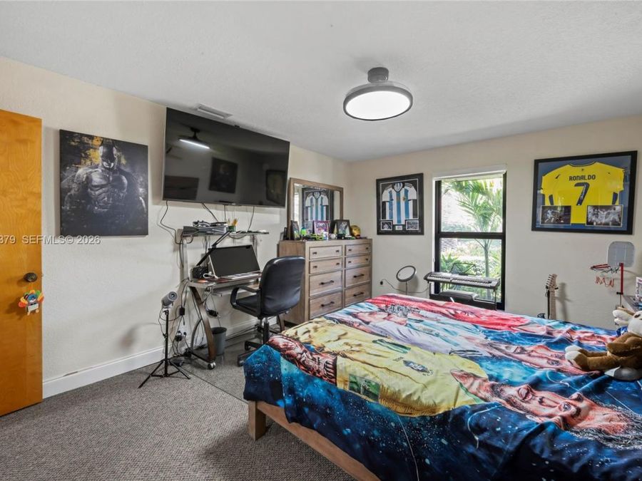 Property Image 92