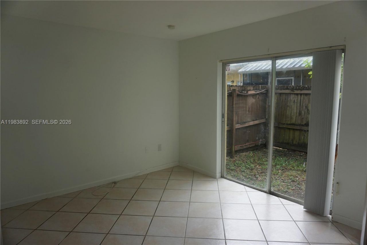 15480 SW 82nd Ln, Unit 211, Miami, FL 33193 Photo